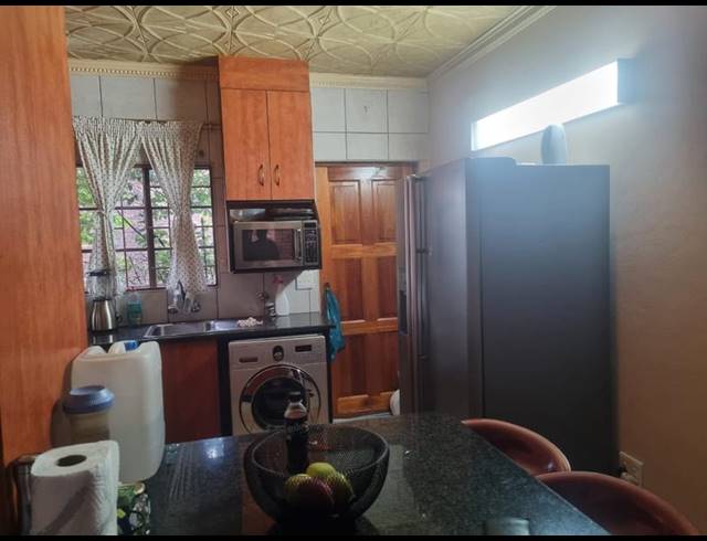 2 BEDROOM APARTMENT FOR SALE IN BIRCHLEIGH